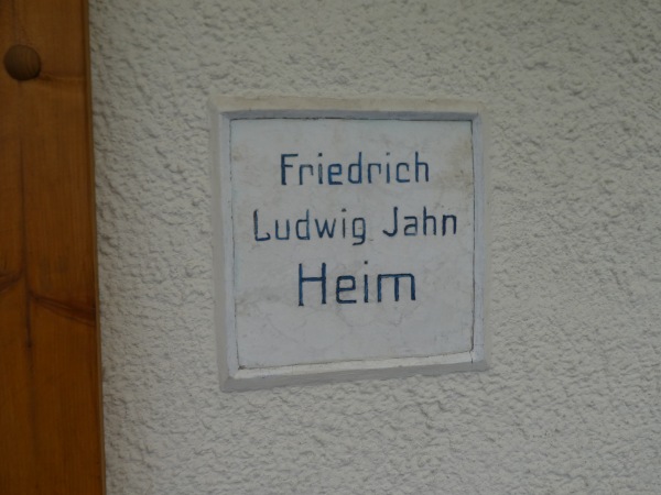 Friedrich-Ludwig-Jahn-Sportplatz - Tangerhütte