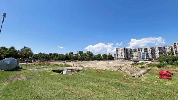 Vekta Complex - pomoshtno igrishte - Plovdiv