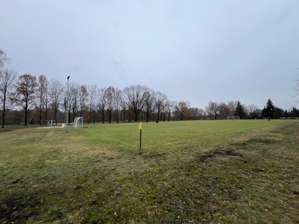 Mischwaldarena Nebenplatz - Neiße-Malxetal-Groß Kölzig