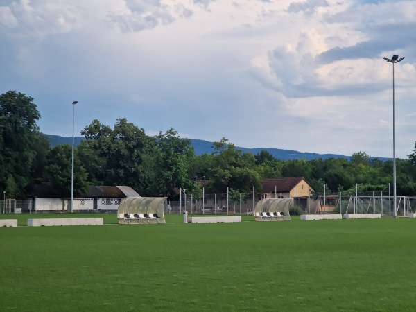 Sportanlage Au Nebenplatz - Münchenstein