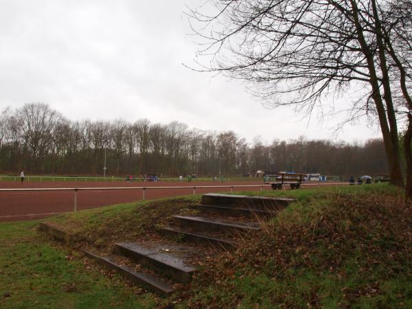 Bezirkssportanlage Ahrstraße I / Vogelwiese - Duisburg-Laar