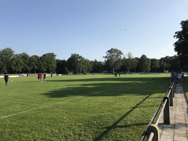 Stadion an der Sandgrube - Karlsruhe-Neureut