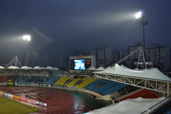 Seongnam Tancheon Stadium - Seongnam