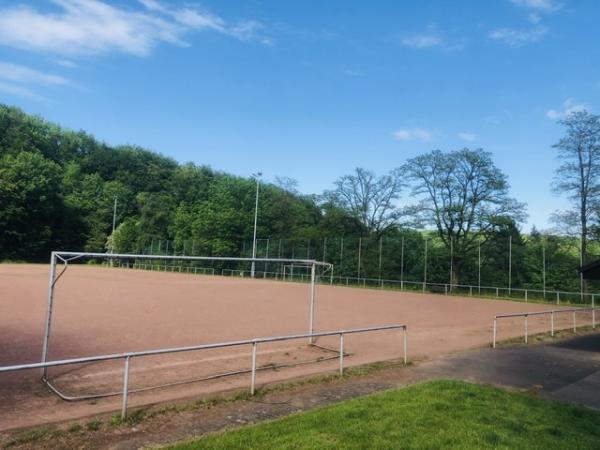 Sportplatz Im Orte - Detmold-Berlebeck