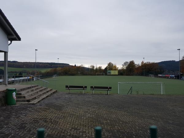 Sportplatz Oberveischede - Olpe-Oberveischede