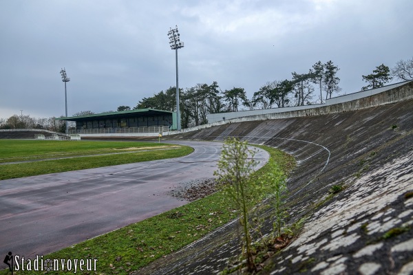Stade Vélodrome Roger Salengro - Creil