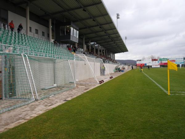 Häcker Wiehenstadion - Rödinghausen-Schwenningdorf