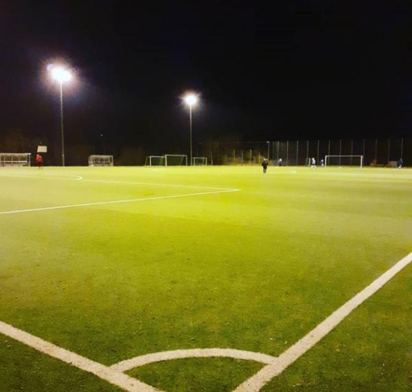 Sportanlage Teterower Ring Platz 2 - Berlin-Hellersdorf