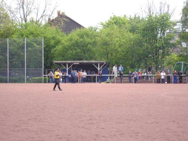 Sportplatz Bladenhorster Straße - Herne-Holthausen