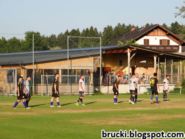 Sportplatz Sankt Martin - Sankt Martin am Wöllmißberg