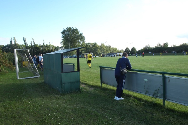 Sportplatz am Bürgerhaus - Liebenau/Hessen-Ersen