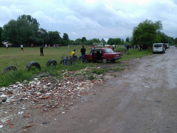 Futbolʹne Pole DOZ - Kolomyya