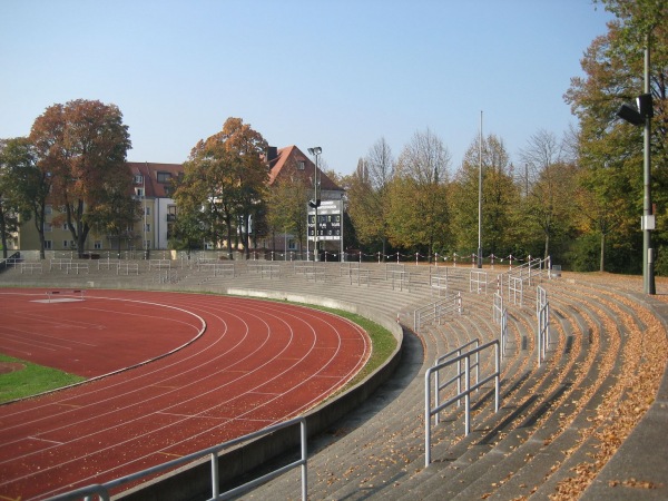 Städtisches Stadion an der Dantestraße - München-Moosach