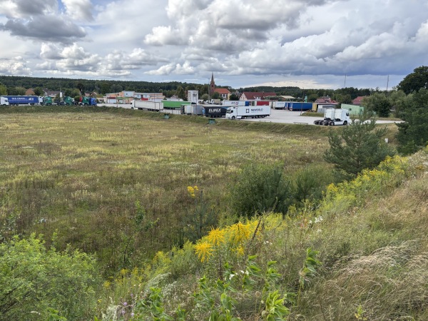 Boisko w Mostkach - Lubrza