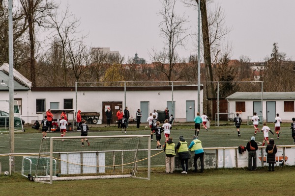 Friedrich-Ludwig Jahn Kampfsportbahn Nebenplatz 1 - Leipzig-Eutritzsch