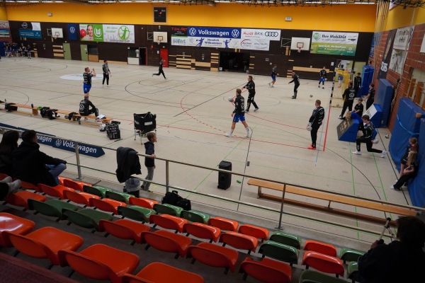 Sporthalle der Carl-Hahn-Schule - Wolfsburg