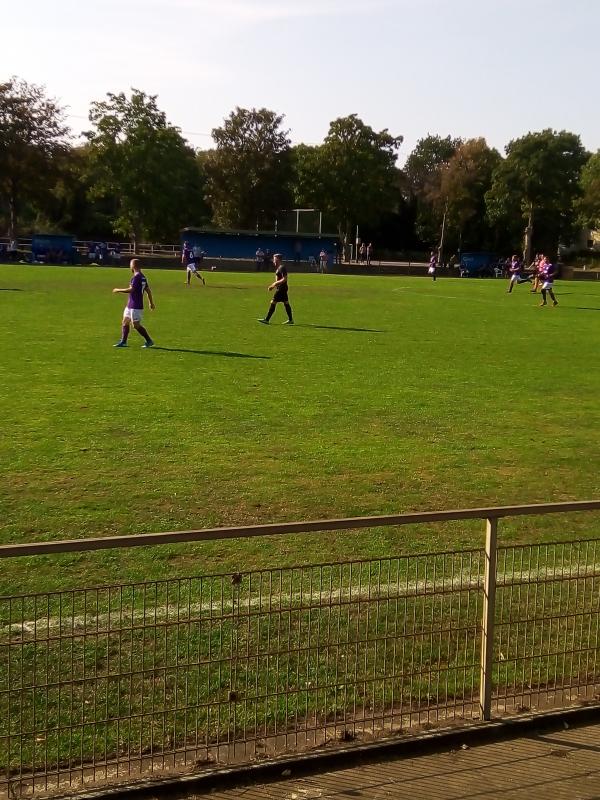 Bezirkssportanlage Großenbaumer Allee - Duisburg-Großenbaum