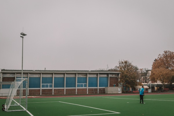 Sochos-Sportplatz - Berlin-Steglitz