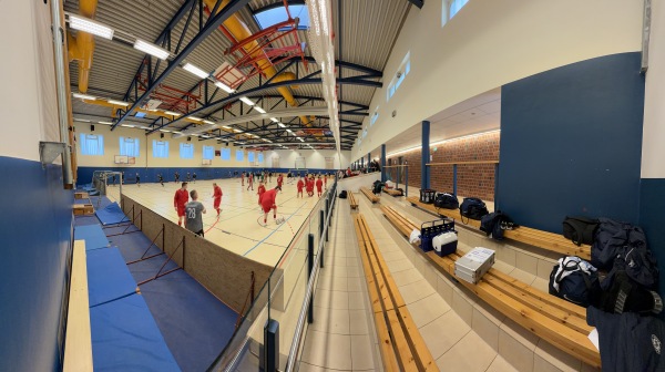 Großturnhalle Rühen - Rühen