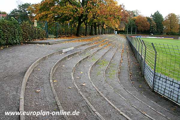 Stadion am Hermann-Löns-Weg - Solingen-Ohligs