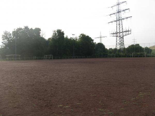 Sportplatz Im Weidenbruch - Köln-Höhenhaus