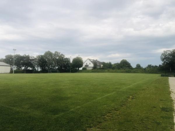 Sportplatz Am Gelke - Ense-Lüttringen