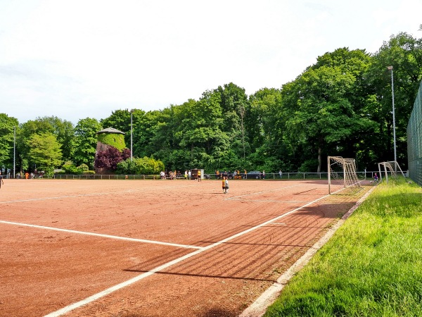 Sportplatz an der Mühle - Neukirchen-Vluyn-Rayen