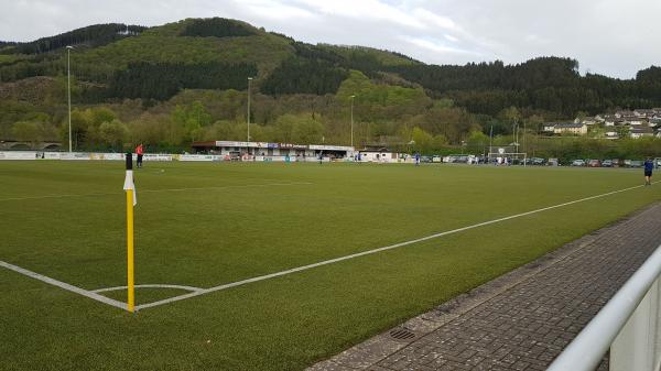 Sportplatz Blumenstraße - Finnentrop-Lenhausen