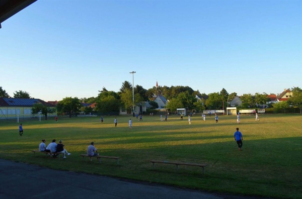 Sportplatz Lackendorf - Lackendorf