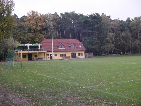Sportanlage Dorfstraße B-Platz - Burgdorf-Heessel