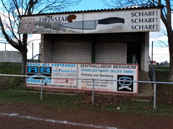 Sportplatz Heppendorf - Elsdorf/Rheinland-Heppendorf