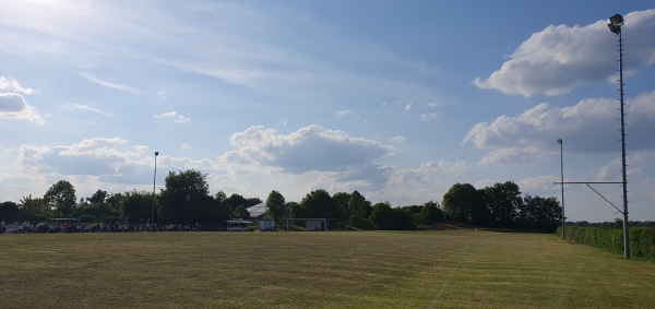 Sportanlage Deutlmooser Straße Platz 2 - Langenpreising