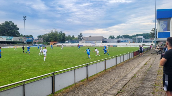 Stadion Am Krönungsbusch - Herxheim bei Landau