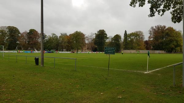 Sportanlage am Schloß - Ilmtal-Weinstraße-Kromsdorf
