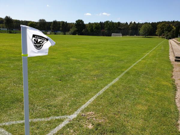 Sportgelände in der Mehrstetter Straße - Ballendorf