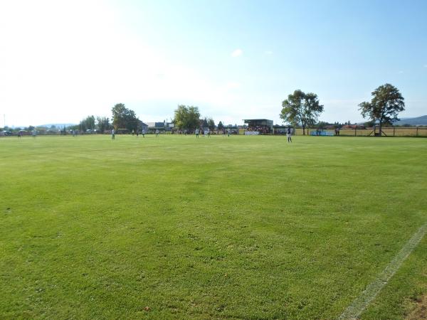 Futbalový štadión - Podlužany