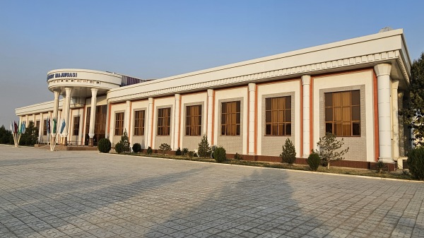 Yoshlar Sport Majmuasi - Navoiy