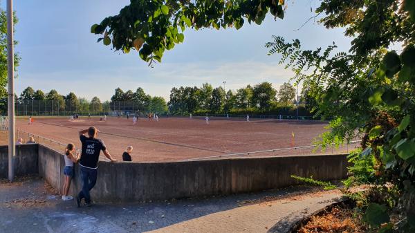 Sportplatz am Kieselborn - Neuwied-Heimbach-Weis