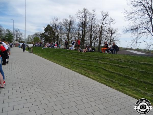 FV-Sportanlage - Kunstrasenplatz am Berg - Löchgau