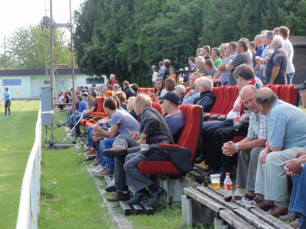 Sportplatz Eggendorf (alt) - Eggendorf