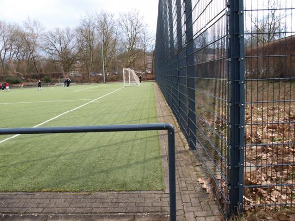 Bezirkssportanlage Feuerbachstraße Platz 2 - Düsseldorf-Bilk