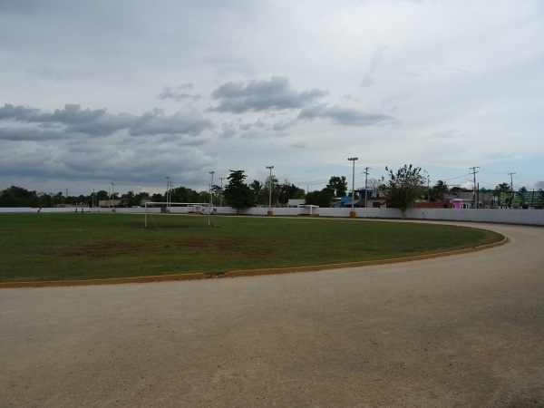 Unidad Deportiva Fernando Novelo - Valladolid