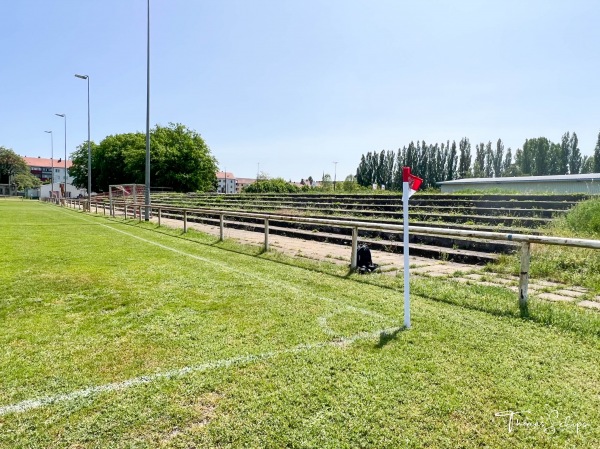 Werner-Seelenbinder-Sportplatz 2 - Brandenburg/Havel