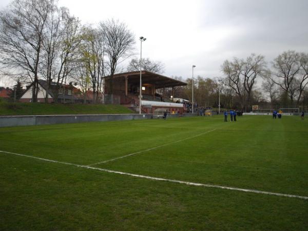 Dorotheen-Kampfbahn der Bezirkssportanlage Lohberg - Dinslaken-Lohberg