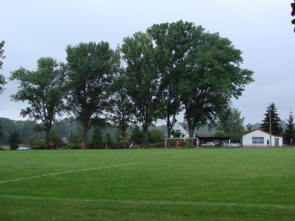 Sportplatz am Neumarkt - Querfurt-Weißenschirmbach