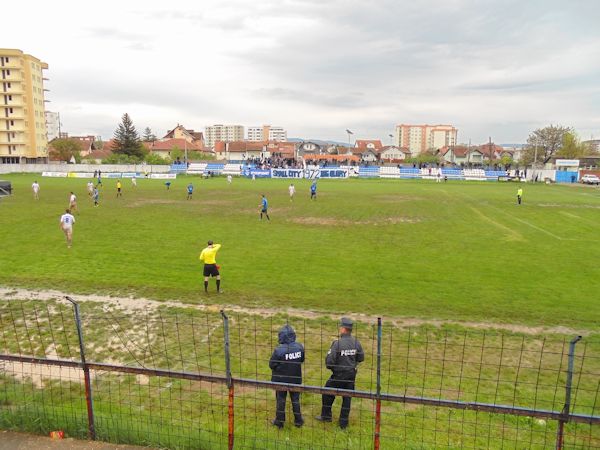 Stadiumi Ekrem Grajqevci - Fushë Kosova (Kosovo Polje)