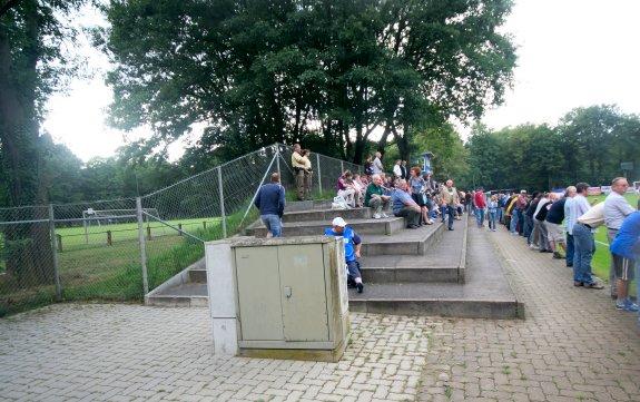 Wildparkstadion Platz 2 - Karlsruhe-Innenstadt-Ost