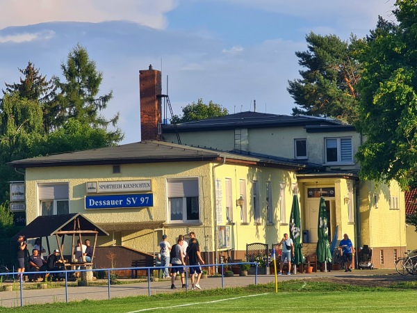Sportplatz Kienfichten - Dessau-Roßlau