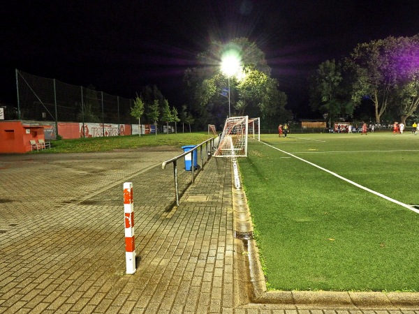 Sportplatz Tiroler Straße - Oberhausen/Rheinland-Dümpten