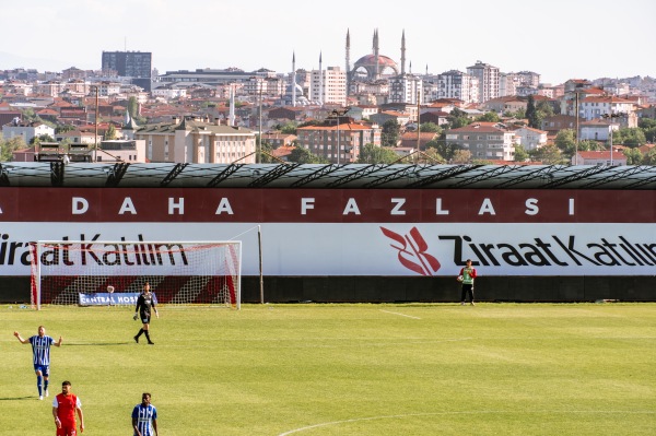 Ümraniye Hekimbaşı Şehir Stadyumu - İstanbul